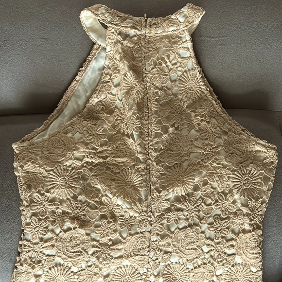 Woman Dress SOLD - Picture 4 of 7